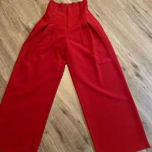 High waisted Flare pants w/pleats